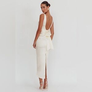 Selfie Leslie Ivory Backless Bow Midi Dress